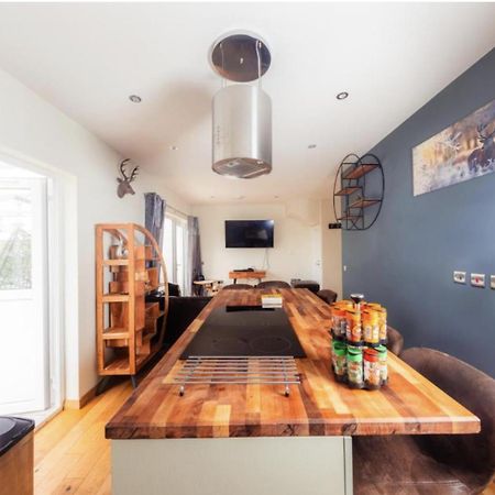 Luxury Cottage With Stunning Views Near Fairy Pools - School House 3 Carbost  Exteriör bild