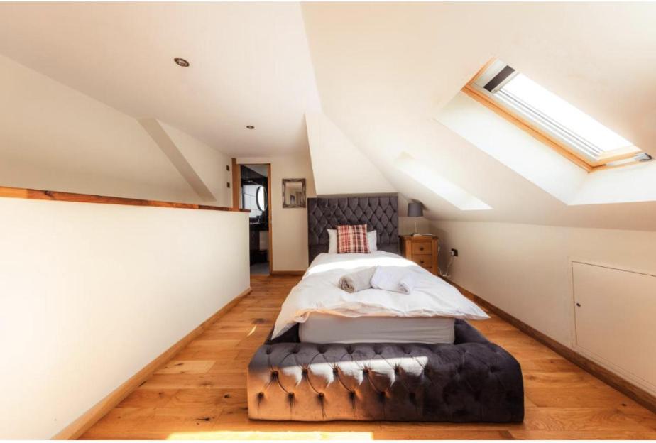 Luxury Cottage With Stunning Views Near Fairy Pools - School House 3 Carbost  Exteriör bild