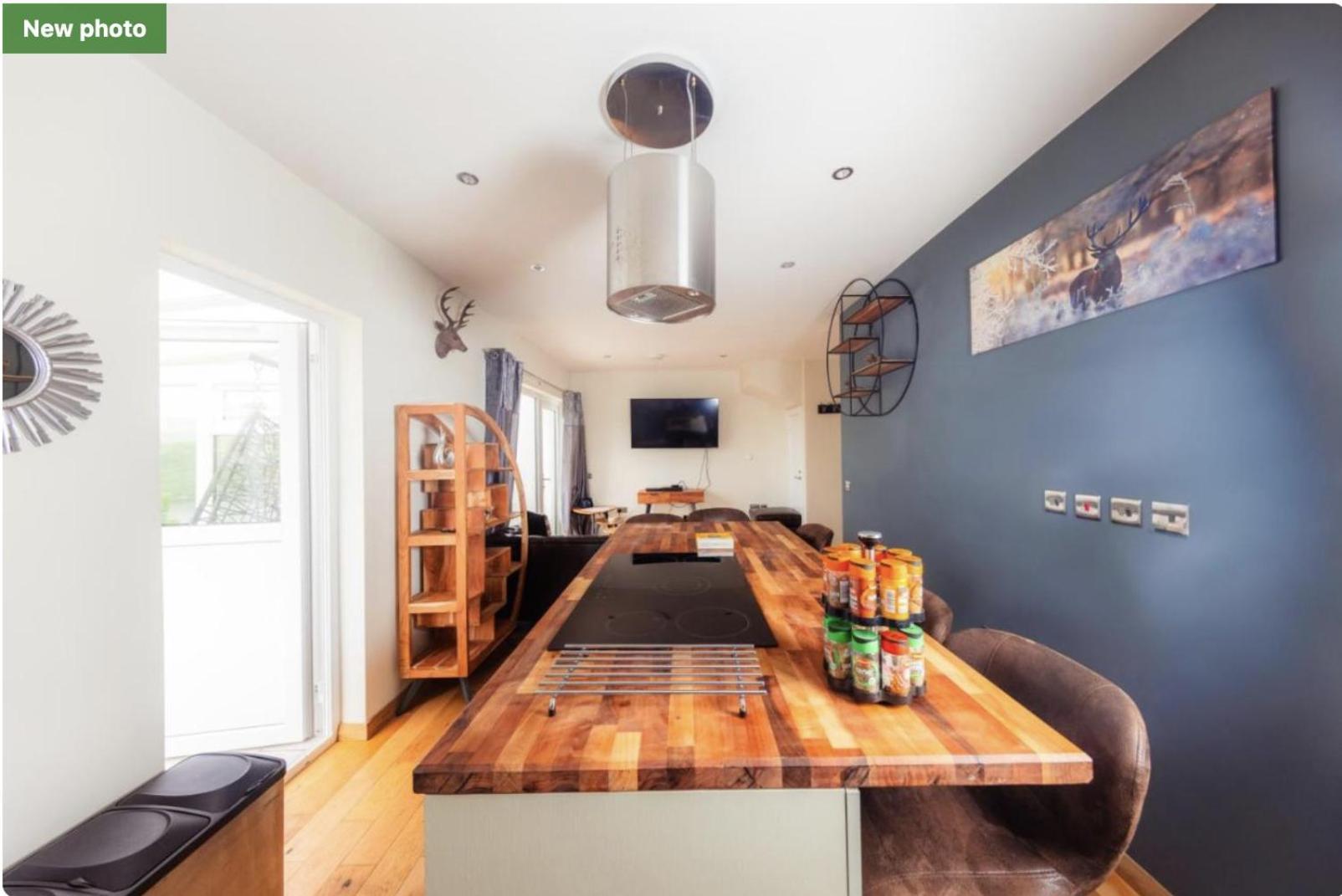 Luxury Cottage With Stunning Views Near Fairy Pools - School House 3 Carbost  Exteriör bild
