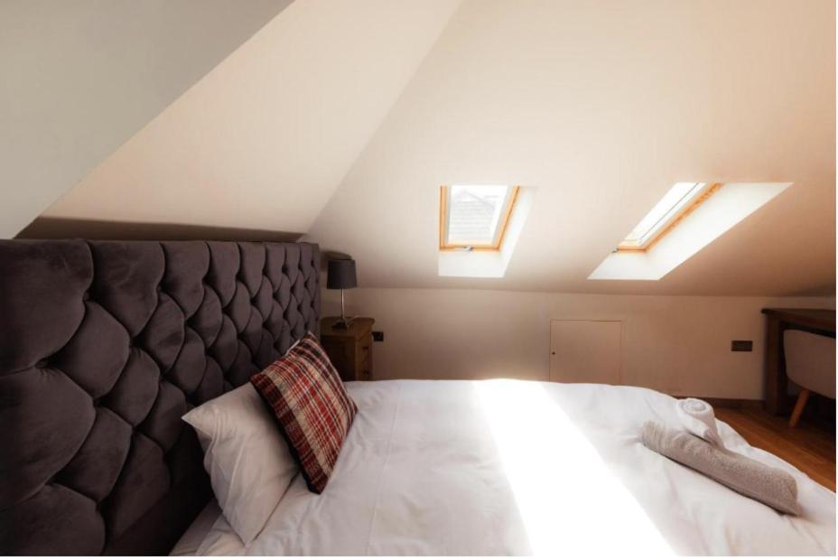 Luxury Cottage With Stunning Views Near Fairy Pools - School House 3 Carbost  Exteriör bild