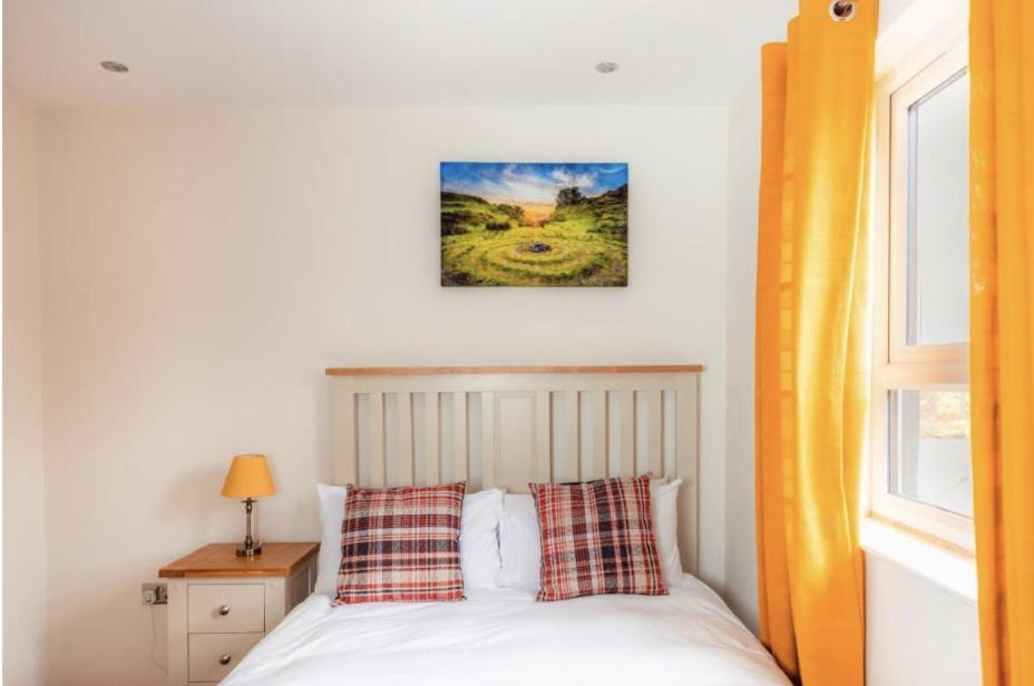 Luxury Cottage With Stunning Views Near Fairy Pools - School House 3 Carbost  Exteriör bild