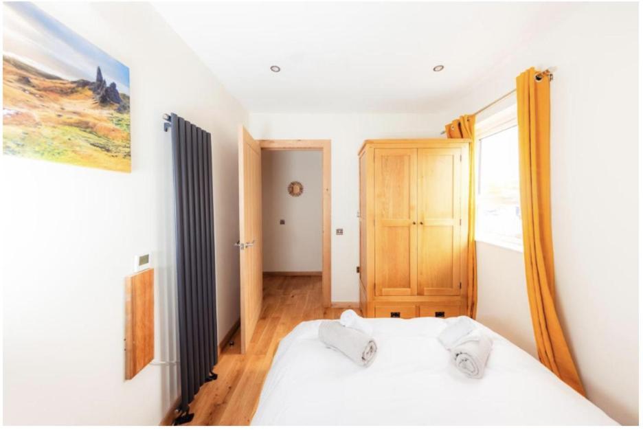 Luxury Cottage With Stunning Views Near Fairy Pools - School House 3 Carbost  Exteriör bild
